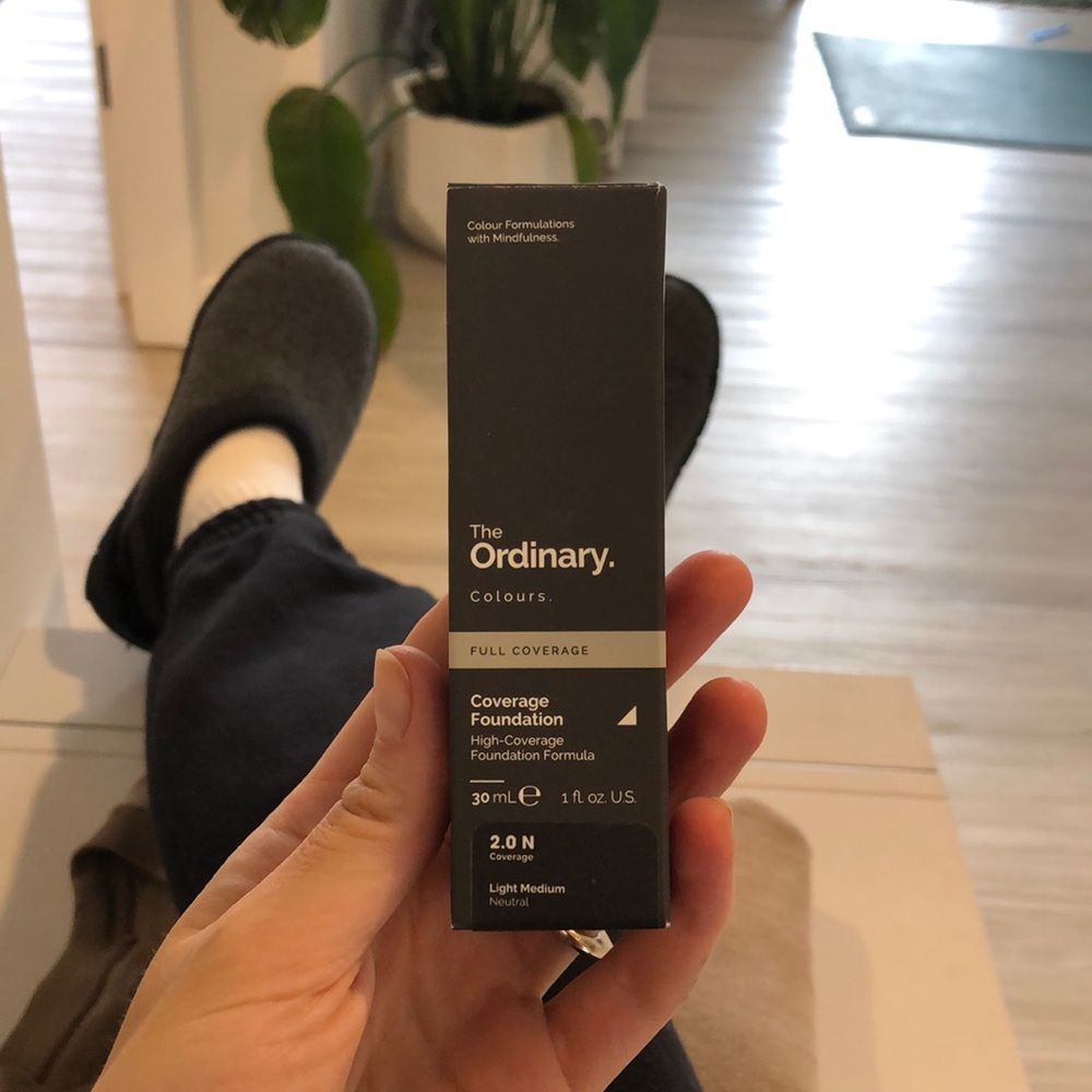 Free w/ Purchase: THE ORDINARY full cov foundation